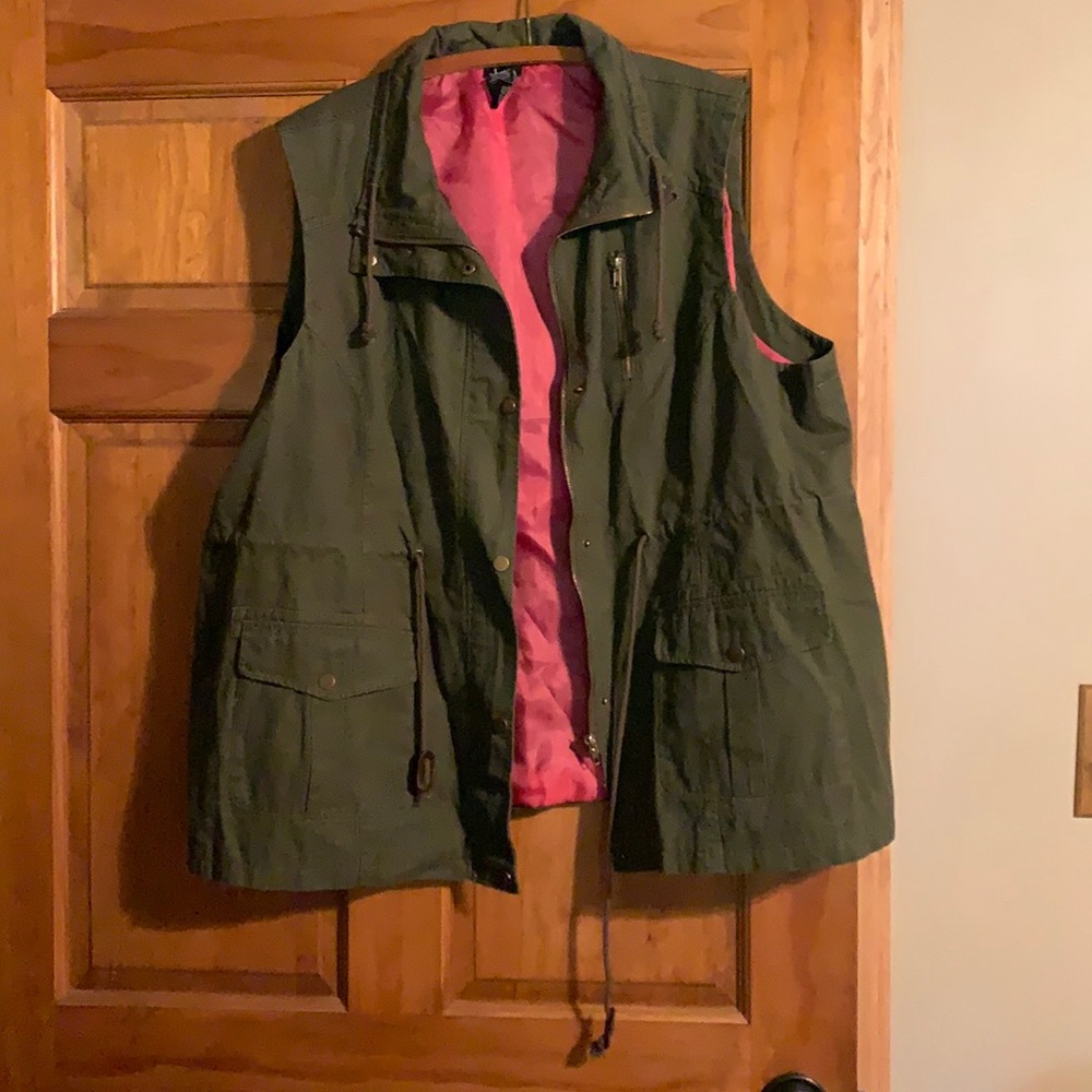 Green sleeveless vest